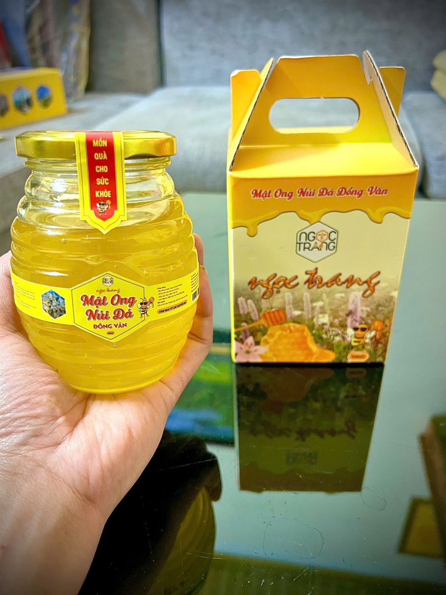 Mật ong Núi đá Đồng Văn - Ngọc Trang thương hiệu 350ml