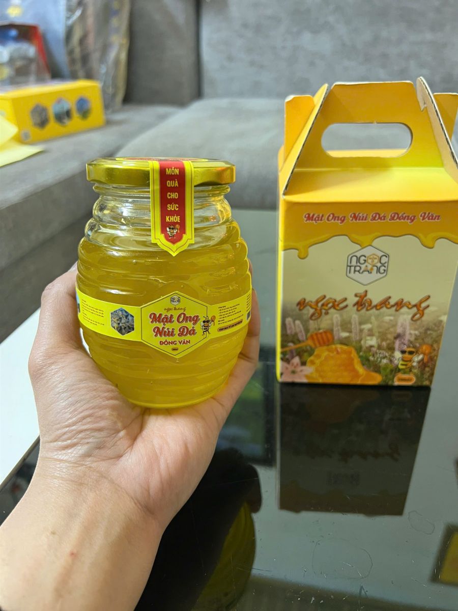 Mật ong Núi đá Đồng Văn - Ngọc Trang thương hiệu 350ml